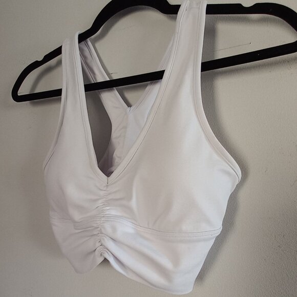 ALO YOGA wild thing sports bra - Picture 3 of 6